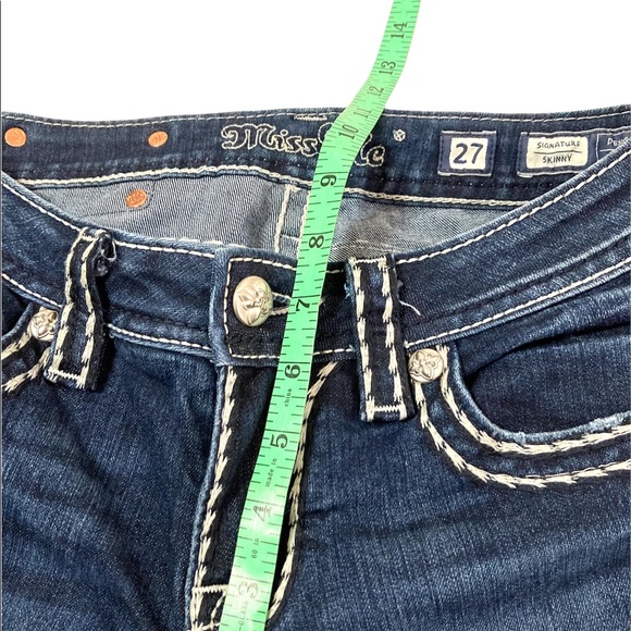 Miss Me Dark Wash Size 27 Signature Skinny Jeans - Picture 8 of 12